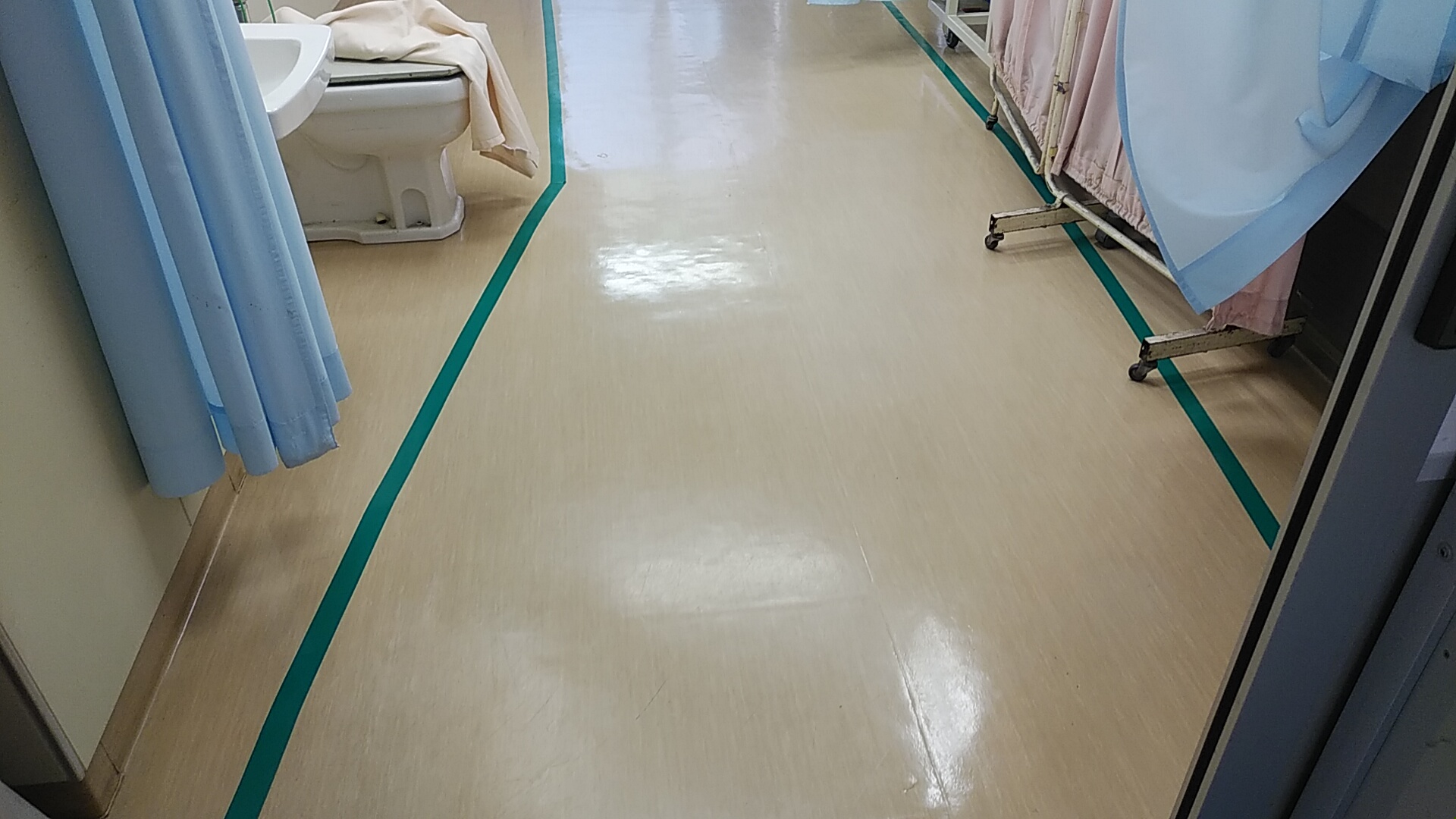 塩ビシート（ドライメンテナンス）/床清掃：01_施工前
